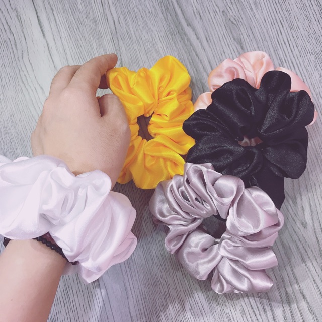 Scrunchies siêu to siêu nhún màu xinh