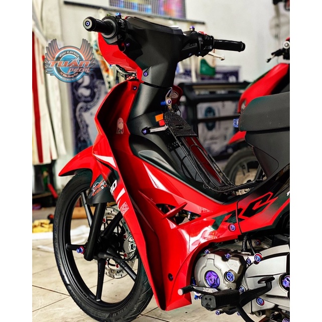 Tem rời Sirius RC