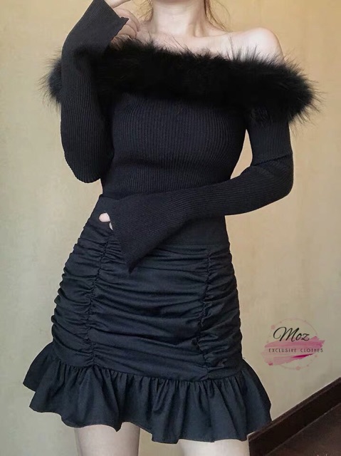 Áo len lông trễ vai