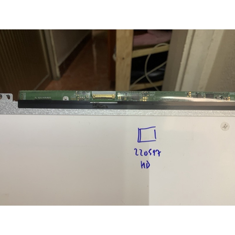 Màn hình cho laptop cũ 15.6 slim mỏng 30pin chuẩn hd 1366 768 lỗi 1 sọc dọc không bảo hành