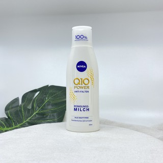 Sữa rửa mặt Nivea Q10 Power 200ml làm sạch sâu chống lão hóa và dưỡng da căng bóng