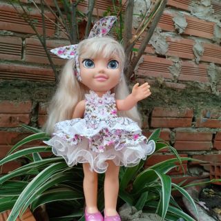 Đầm của ban con hoc ngoại ngữ
