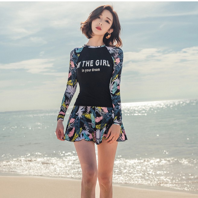 Đồ Bơi Nữ Kín Đáo Tay Dài Che Khuyết Điểm (Set 2 Mảnh Phối Váy Có Quần Short) Siêu Xinh | BigBuy360 - bigbuy360.vn