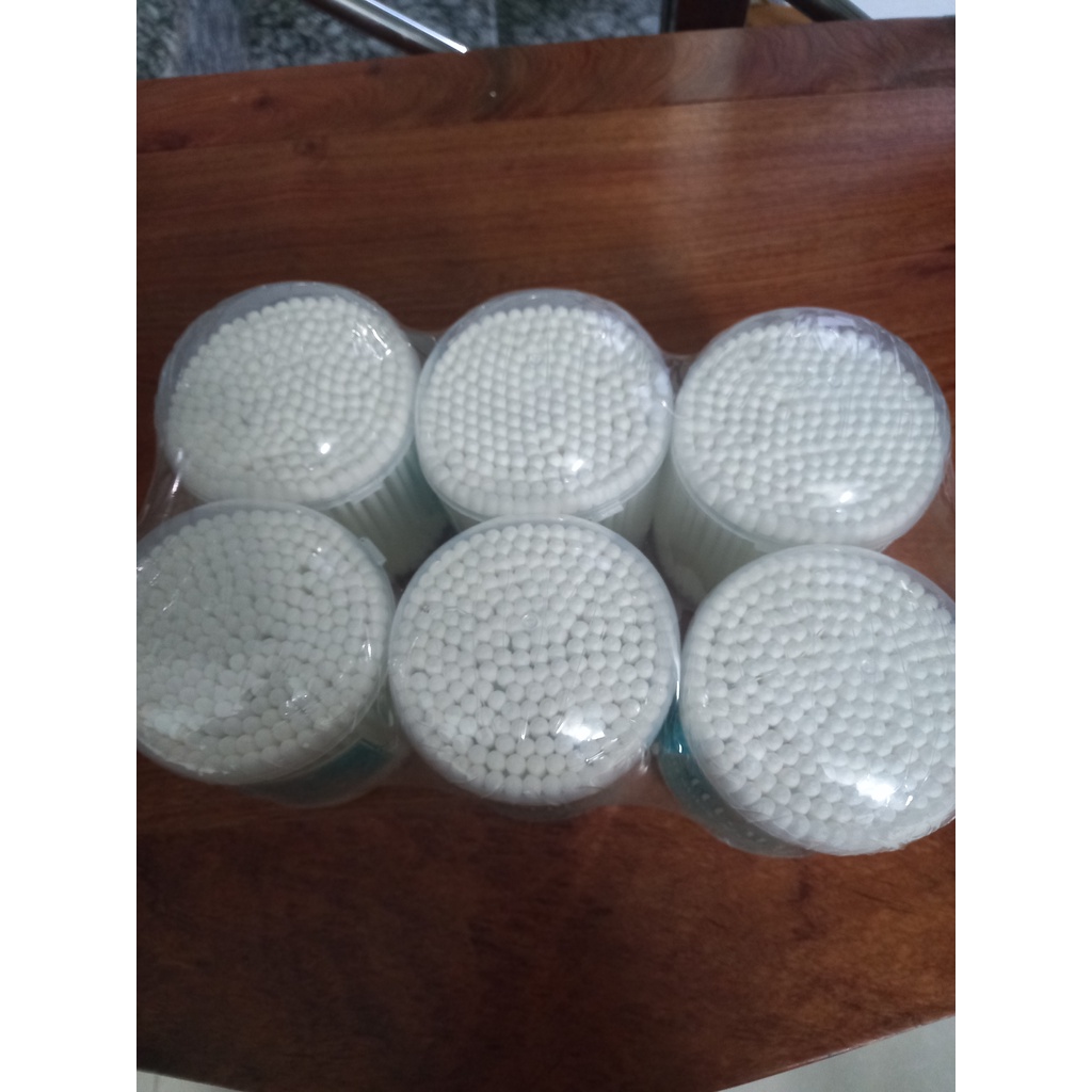 Hộp bông vệ sinh tai mũi người lớn 200 que softtana