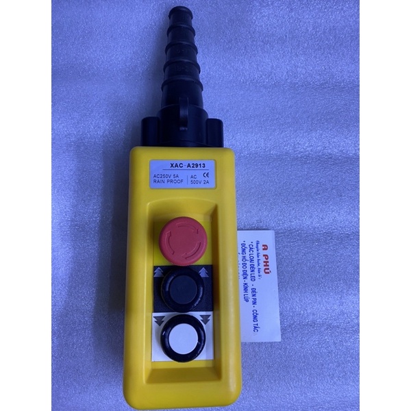 Nút điều khiển máy tời có nút dừng khẩn 250V 5a/ 500v/2a