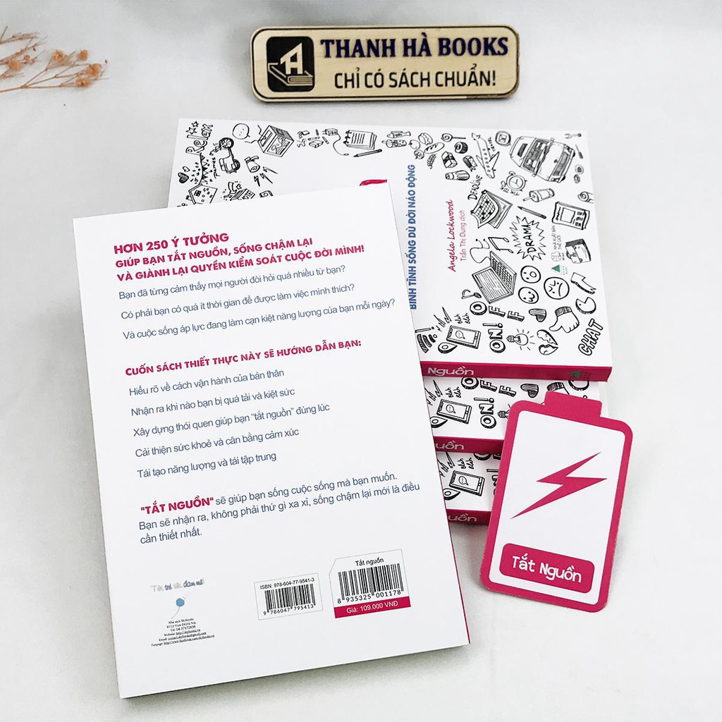 Sách - Tắt Nguồn - Bình tĩnh sống dù đời náo động (Kèm Bookmark)