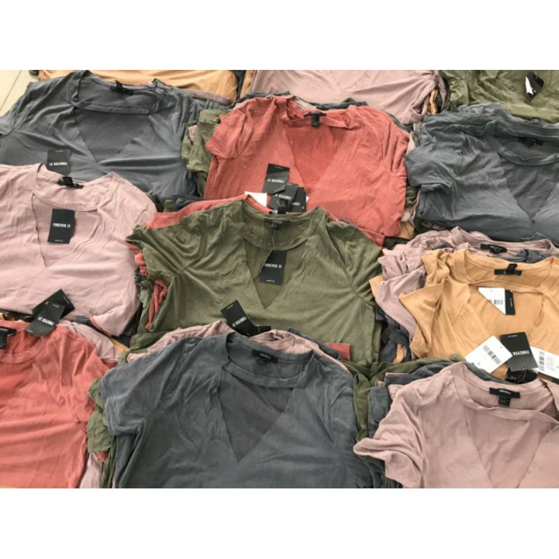 Áo thun cổ choker F21 chất thun cotton mịn mát