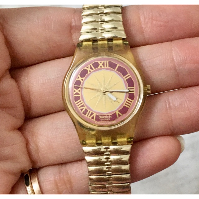 Đồng hồ nữ hiệu swatch swiss