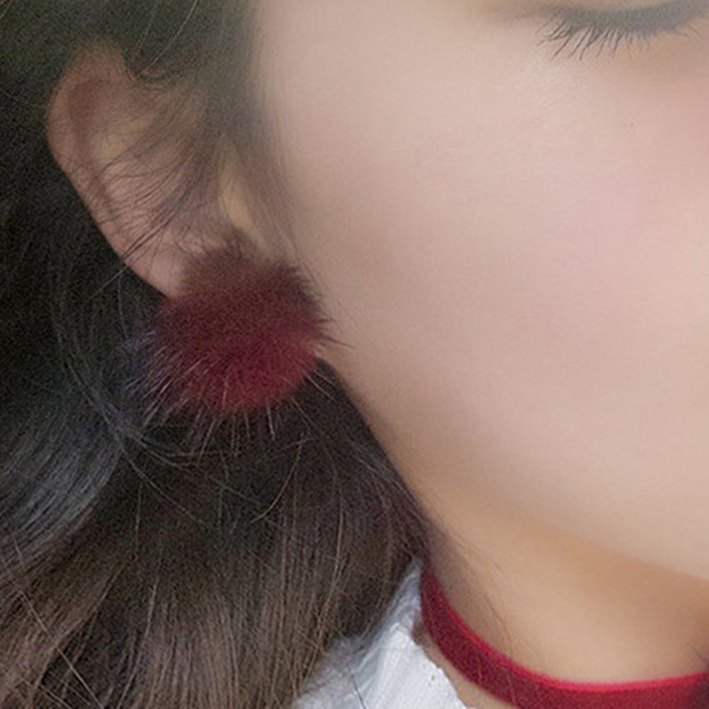 Đôi Khuyên Tai PhốI Quả Pompom Lông Xù ThờI Trang Cho Nữ