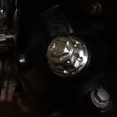Ốc mâm lửa Salaya Honda, YA inox 304 chống rỉ sét cho Wave, Sirius, Exciter, Winner 150,...và nhiều dòng xe tương thích