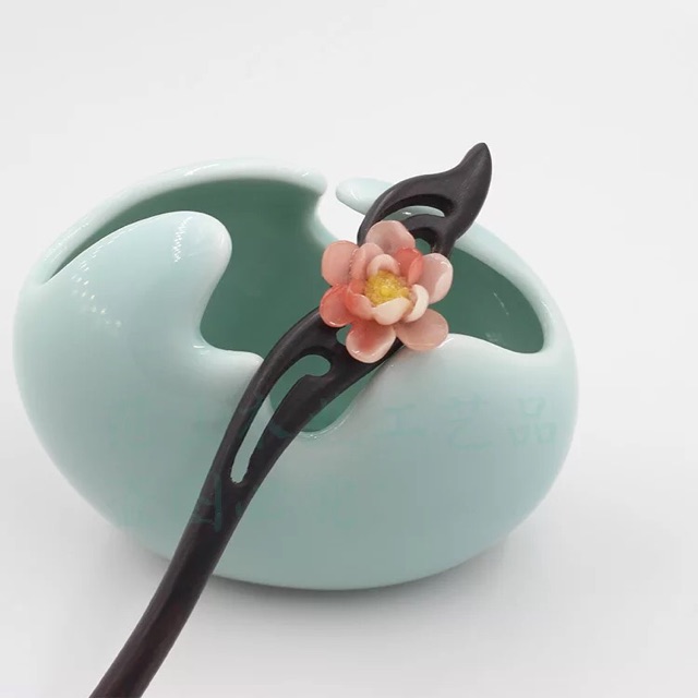 Trâm gỗ mun đính hoa cổ trang cao cấp