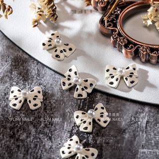 charm nơ chấm bi trang trí móng tay