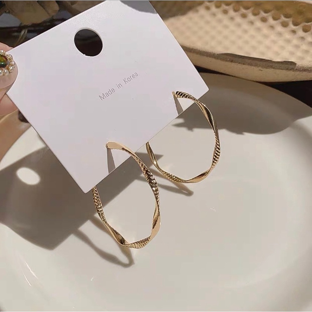 Khuyên tai - Bông tai loop xoắn đính đá retro cá tính
