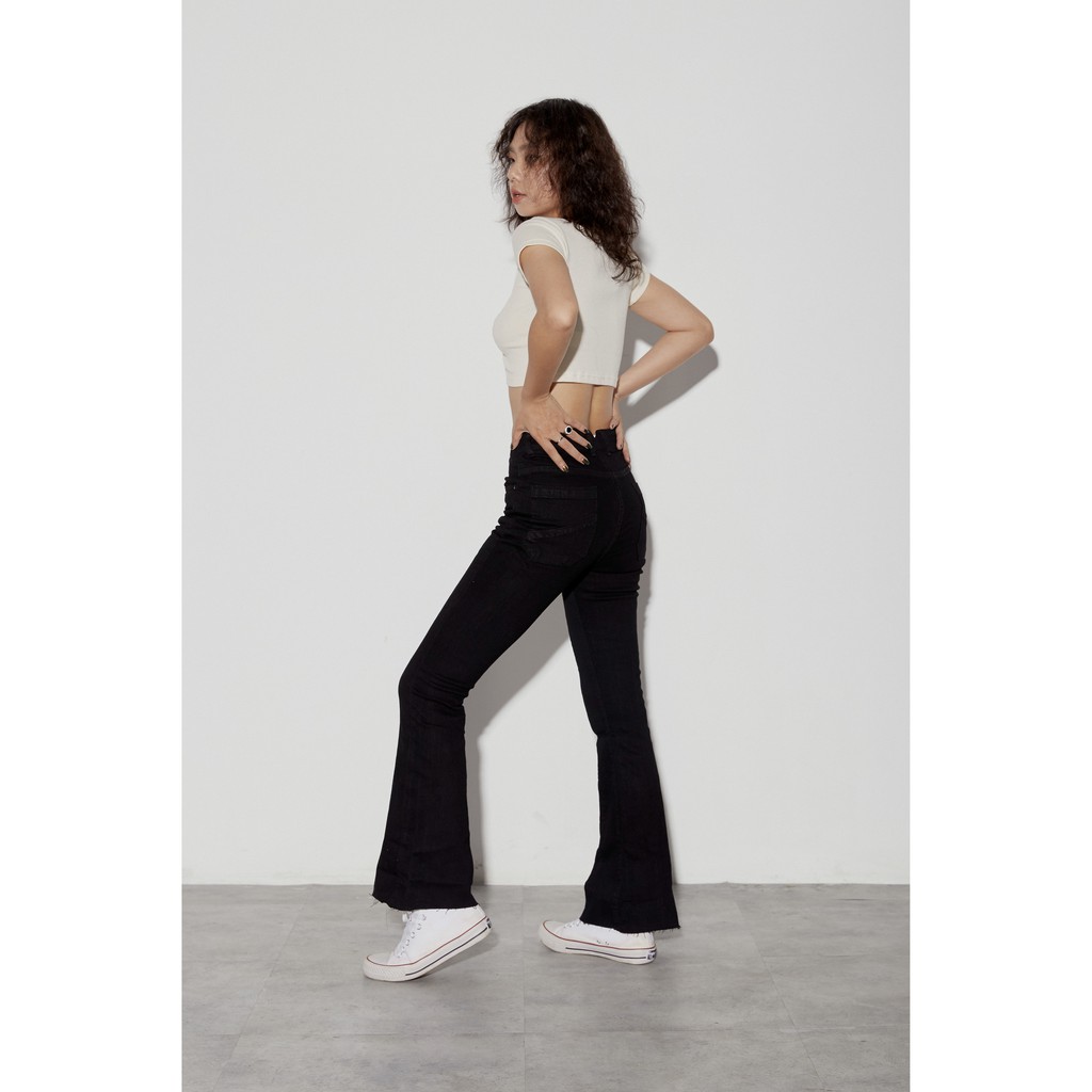 là min - Quần Jeans Màu Đen Ống Loe | BigBuy360 - bigbuy360.vn