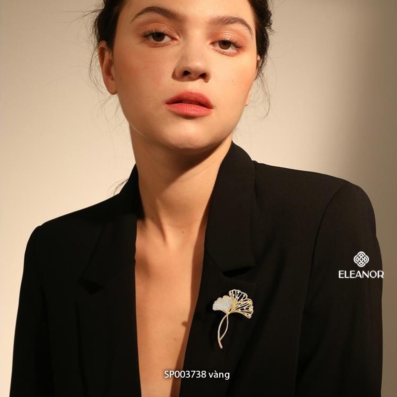 Ghim cài áo nam nữ Eleanor Accessories hình lá rẻ quạt đính đá phụ kiện trang sức thời trang 3738