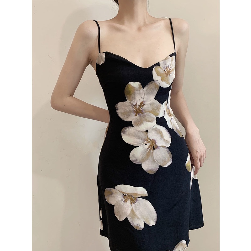 Lady sweet and spicy high sense summer magnolia flower fragmentary lady French sexy suspender pure desire dress short skirt