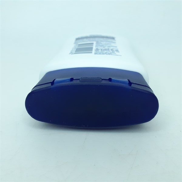 Dưỡng da tay Vaseline Healthy Hands and Nails  / Protect & Care 85ml