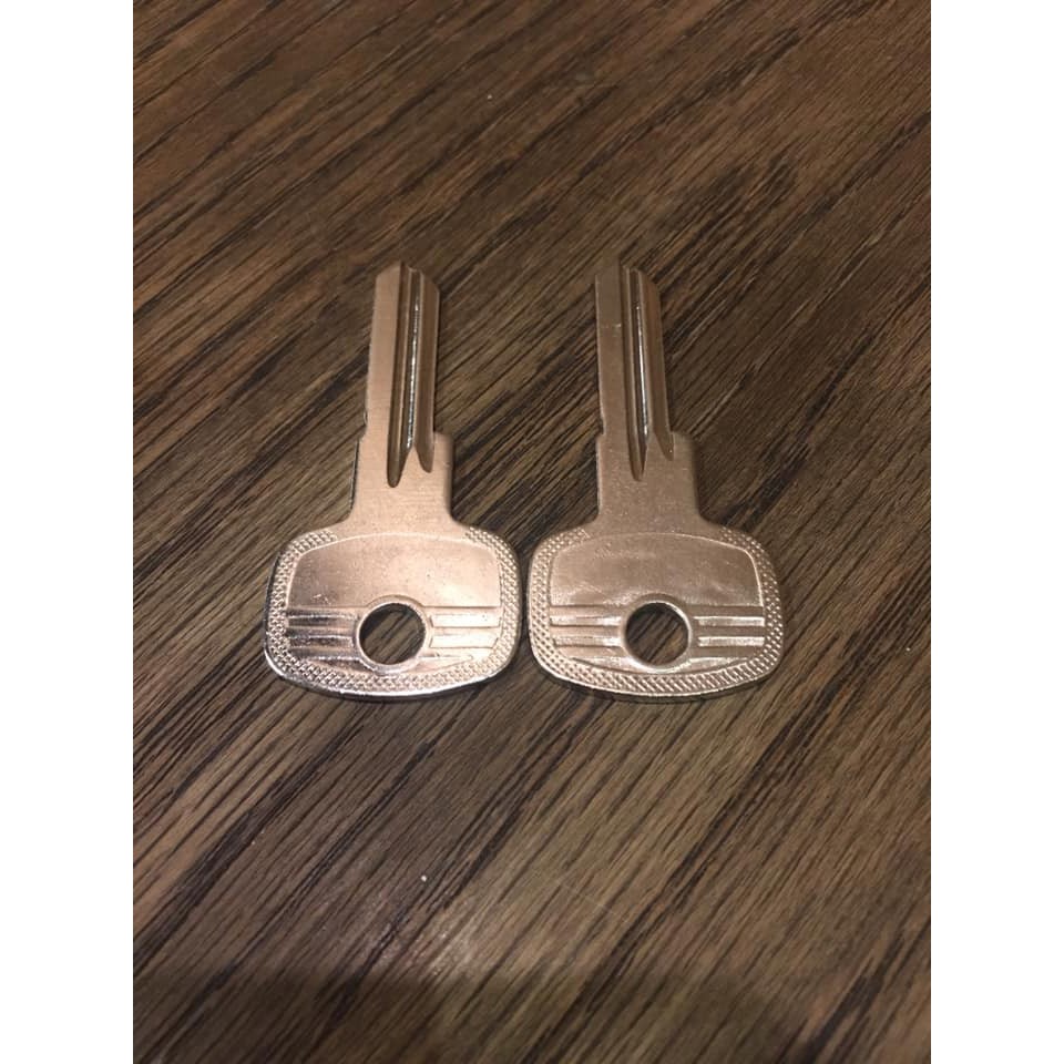 2 Phôi chìa khóa Hafele 5pin