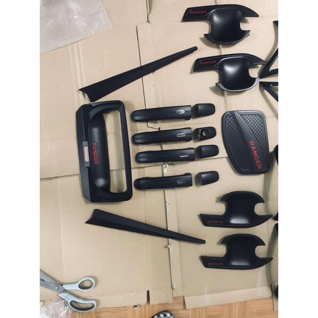 Bộ ốp tay cửa + hõm cửa + Hõm cốp + nắp xăng Nhựa đen cao cấp cho Ford Ranger form 2013-2021