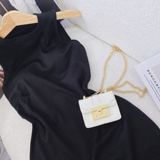 ĐẦM BODY ĐEN CUT OUT LƯNG SÁT NÁCH