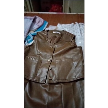 Set Áo Khoác Da Gile + Chân Váy Da Cá Tính Cho Nữ