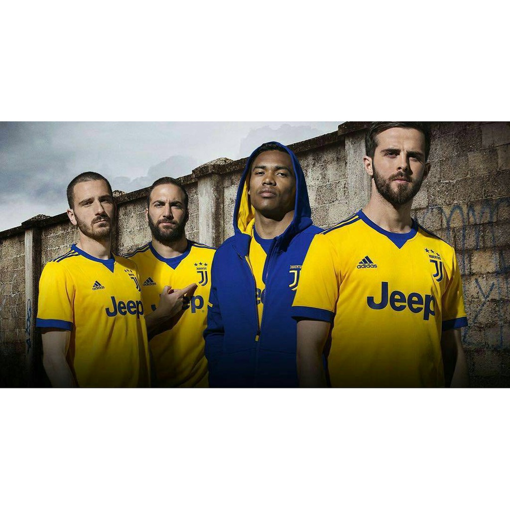 Áo Thun Bóng Đá Juventus Phong Cách Retro 2017 / 2018