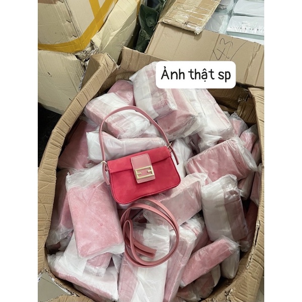 Túi kẹp nách fendii hồng