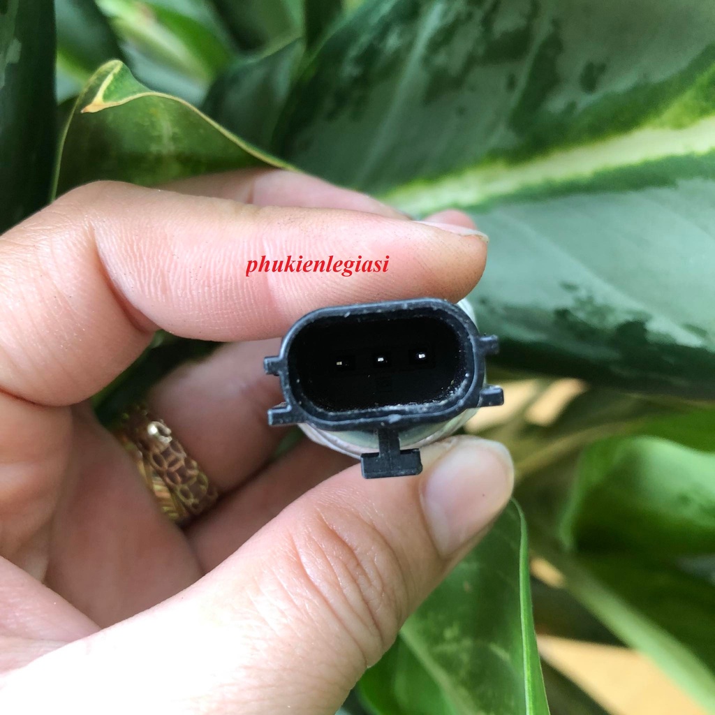 Cảm biến bù ga đánh lái Mitsubishi Grandis MR594646 42CP14-2  hàng OEM