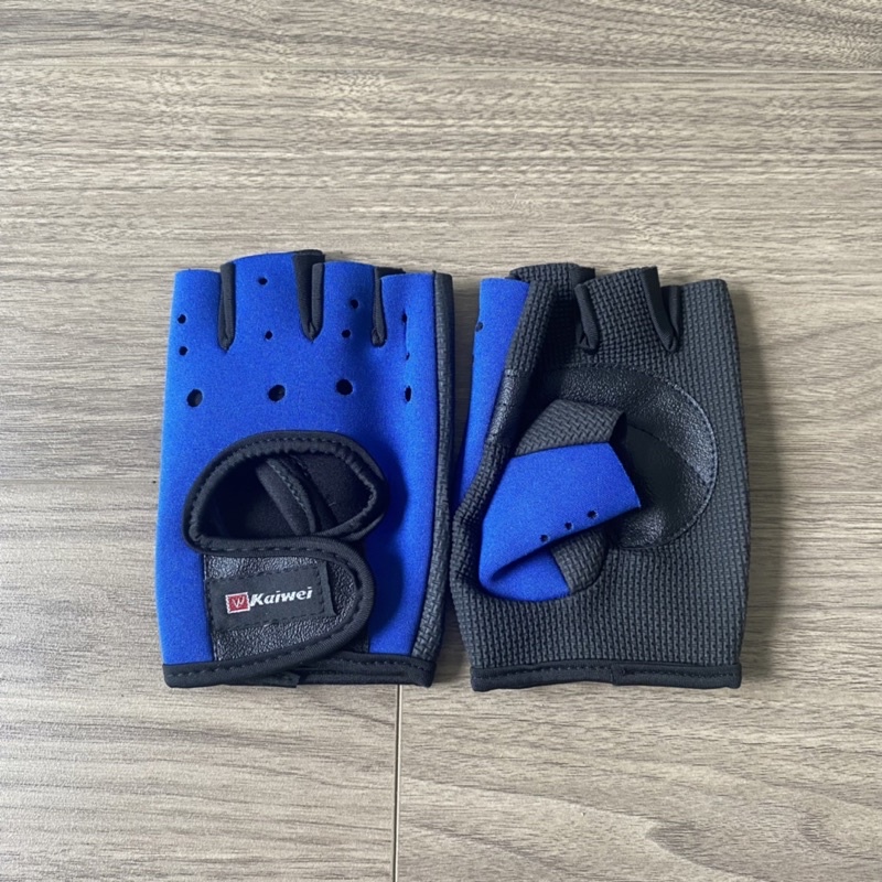 Găng tay tập thể hình gym cao cấp camewin 0606