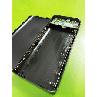 Box sạc nhanh 8 cell iphone type-c microUSB không pin đen