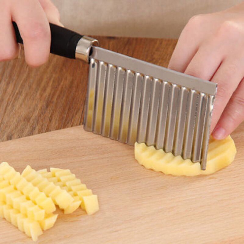 Dụng cụ cắt rau củ gợn sóng ăn dặm BLW, bé chỉ huy (9x10cm)