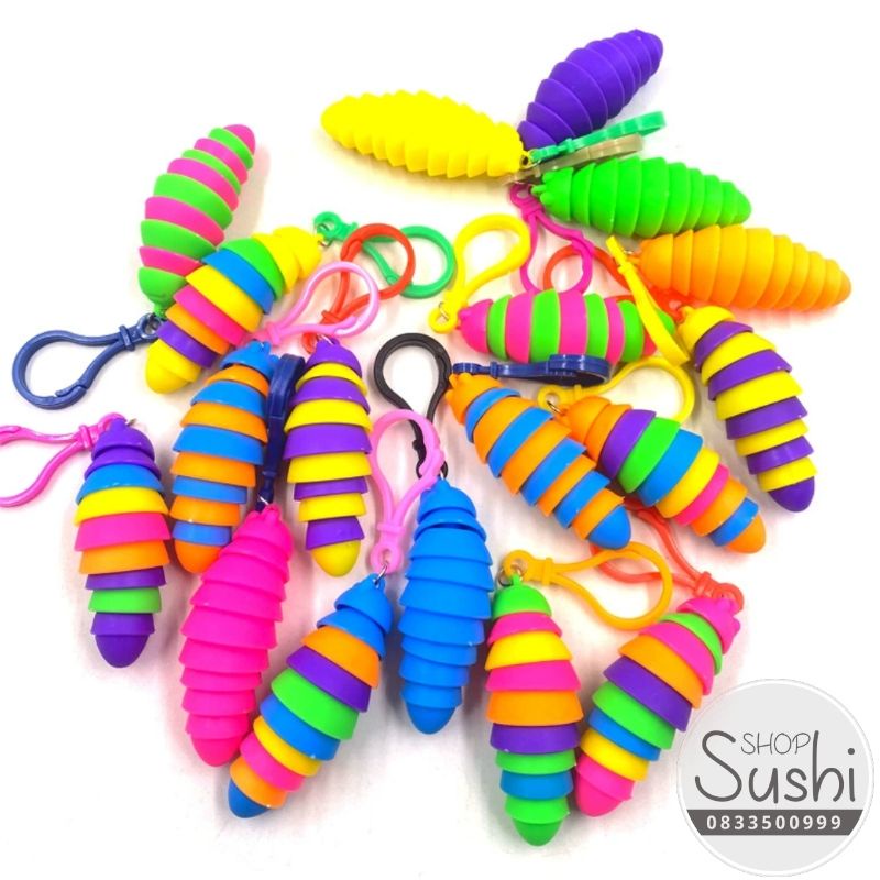 Móc chìa khóa hình con sâu nhiều màu
