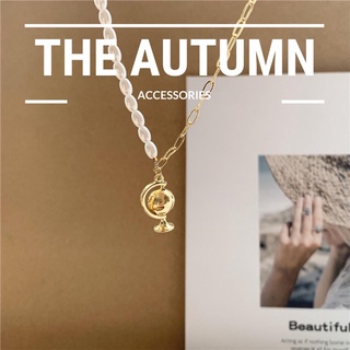 Dây chuyền mạ vàng đính ngọc trai nhân tạo hình quạ địa cầu The Autumn Accessories - DC10