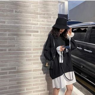 Đầm dạo phố