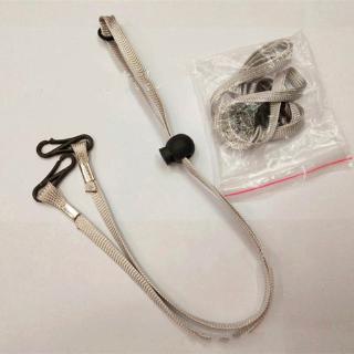 Adjustable strap to attach a ponytail / handy phone hook