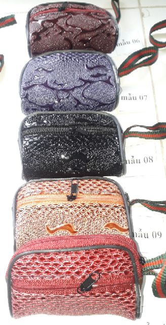 Một cái ví_bóp da Pu mini đa năng 2 dây kéo kích thước 10x6x3 cm rất đẹp