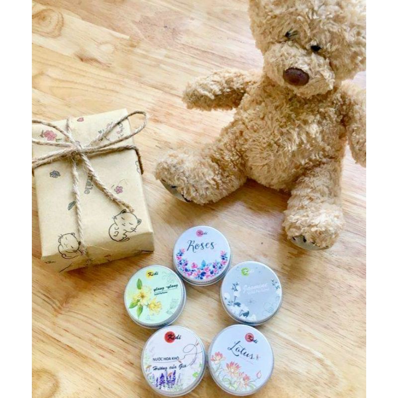 (TẶNG GÓI GIẤY THẤM DẦU) BỘ 5 HŨ NƯỚC HOA KHÔ KIDI 5 MÙI HƯƠNG | Thế Giới Skin Care