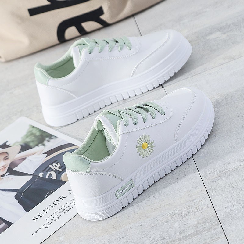 Giày thể thao nữ  ĐẸP mùa đi học êm ái , thoáng mát , dáng nhẹ nhàng thanh lịch phù hợp cho đi học, đi chơi, đi làm.#ĐẸP | BigBuy360 - bigbuy360.vn