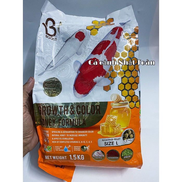 THỨC ĂN CÁ KOI GROWTH VÀ COLOR HONEY FORMULA BOOST SAKURA 1,5KG