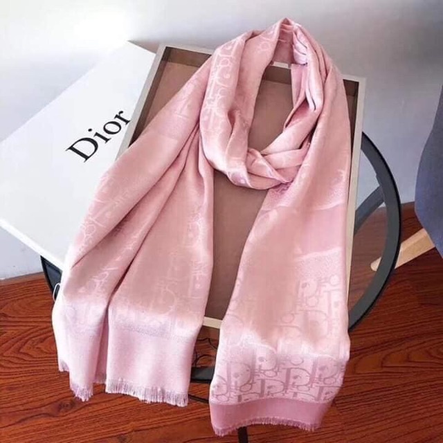 [ TRI ÂN KHÁCH HÀNG 20/11 ] Khăn lụa choàng cổ Dior full hộp, thẻ bảo hành phiên bản GIỚI HẠN, KHĂN CHO NỮ