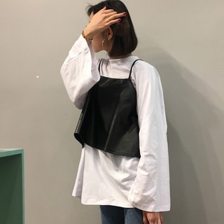 Áo thun trắng cổ tròn tay dài + Áo yếm thời trang nữ tính