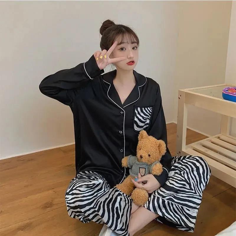 Bộ đồ ngủ tay dài chất vải như lụa phong cách Hàn Quốc thời trang xuân thu cho nữ