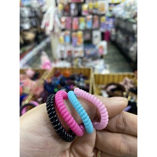 Cột tóc lò xo lớn và nhỏ