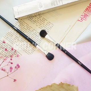 Cọ tán bầu mắt Dior Eyeshadow Brush 21