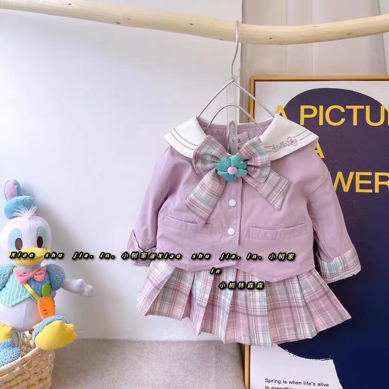 Set áo thun cổ thủy thủ và chân váy thời trang cho bé gái