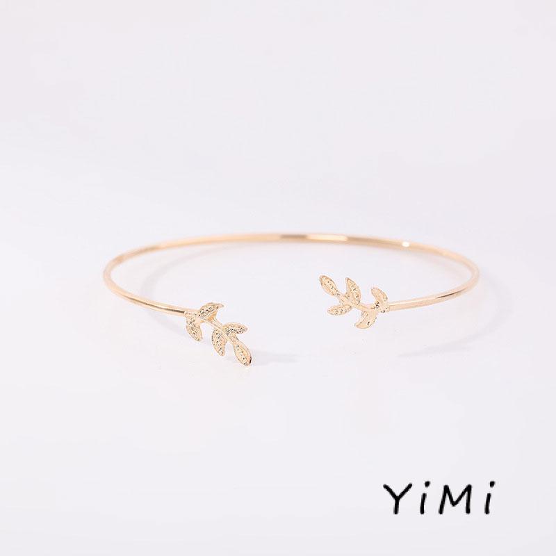 Vòng tay nữ hở hình chiếc lá
