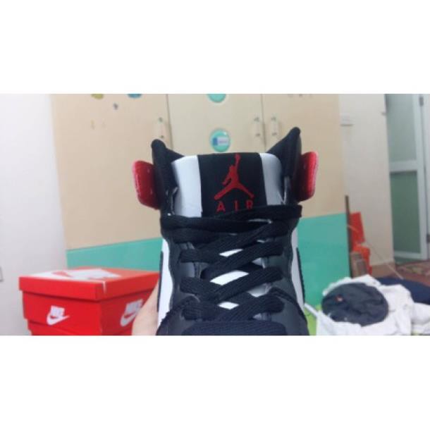 Xa Free [Đỉnh Cao] [Fullbox] Giày bóng rổ thể thao 2018  Jordan 1 Retro Đỏ Đen Trắng Cổ Cao .2020 new : : " * ' ? *