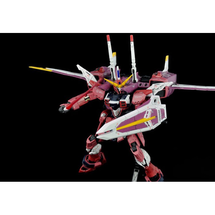 Mô hình lắp ráp Gundam RG Justice ZGMF-X09A Bandai - GDC