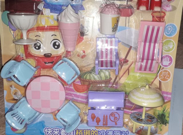 Sét đồ chơi 3 mô hình hình biệt đội Super WingS kèm phụ kiện nghĩ mát bằng nhựa rất đẹp