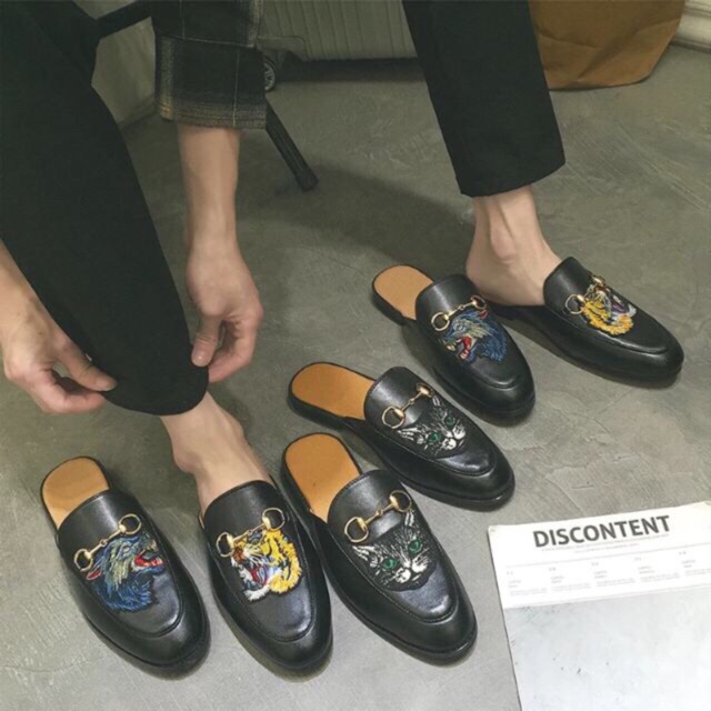 Sục Gucci nam thêu hình đầu thú
